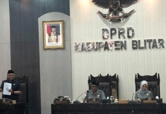 Fraksi-fraksi DPRD Kabupaten Blitar Sampaikan Pandangannya terkait Pertanggungjawaban Pelaksanaan APBD Kabupaten Blitar Tahun 2024 oleh Bupati Blitar