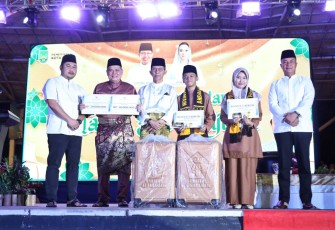 Pimpinan dan Anggota DPRD Batam Meriahkan Perayaan Tahun Baru 1447 Hijriah di Engku Putri