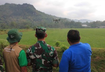 TNI Turun Tangan Drone Jadi Senjata Baru Petani Trenggalek