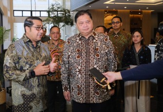 Pemerintah mendorong ASN atau Aparatur Sipil Negara (ASN) semakin melek teknologi melalui program Gen Matic ASN yang diinisiasi Kementerian Ekonomi Kreatif (Kementerian Ekraf) 