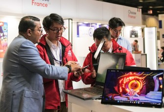 Menteri Ekonomi Kreatif (Ekraf), Teuku Riefky Harsya, mengundang investor dan publisher game global untuk menjelajahi potensi gim tanah air