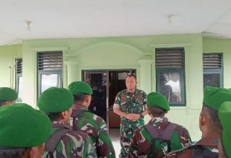 Dandim 1710/Mimika Beri Pengarahan Personel dan PNS Kodim