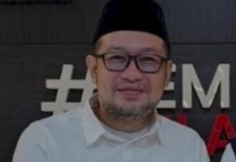 Gus Maksum Pengasuh Ponpes Langitan Tuban 
