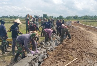Pengerjaan sasaran fisik TMMD ke 126 Kodim Takalar 