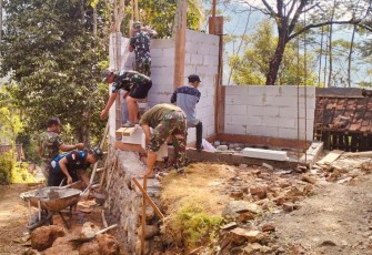 Pengerjaan Kamar Mandi Mushola Nurul Huda