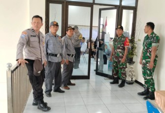 TNI-Polri Kawal Seleksi Perangkat Desa di Tugu Trenggalek, Enam Desa Dapat Aparatur Baru