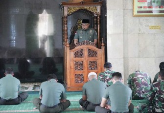 Doa bersama prajurit Korem 121/ABW