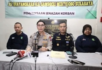 Kabid Humas Polda Jatim Kombes Pol Jules Abraham Abast