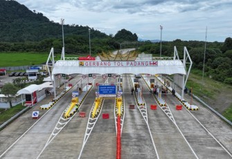 Gerbang Jalan Tol Padang-Sicincin
