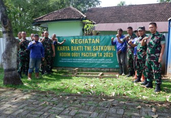 Kodim 0801/Pacitan membuat Sumur Bor dan juga MCK untuk fasilitas umum yang bertempat di Lapangan Peta, Jalan Letjen Suprapto No 42, Kel.Sidoharjo, Kec./Kab. Pacitan, Jumat (22/8/2025)