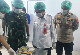 Komandan Kodim 0803/Madiun Letkol Kav Widhi Bayu Sudibyo saat Hadiri Grand Opening SPPG di Kecamatan Jiwan, Kabupaten Madiun.