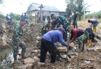 Progres Pembuatan Plat Dekker TMMD ke-123 Memasuki Proses Pemasangan Pondasi 