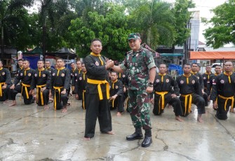 Pencak Silat Militer Korem 081/DSJ