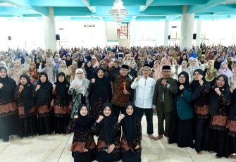 LDII Sulawesi Selatan menggelar Seminar Nasional Kesehatan Reproduksi Perempuan di Masjid Roudhotul Jannah, Kompleks Dr Tadjuddin Chalid, Jalan Berua Raya, Kota Makassar, Sulawesi Selatan pada Minggu (30112025). Seminar ini digelar sebagai bentuk penguatan literasi kesehatan dalam rangka mendukung pencapaian asta cita ke-4 Presiden Prabowo Subianto.