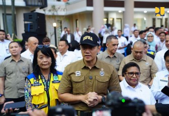 Menko IPK AHY didampingi Wakil Menteri PU Diana Kusumastuti, dan Wamendagri Ribka Haluk meresmikan 3 (tiga) gedung fakultas baru di Institut Pemerintahan Dalam Negeri (IPDN) Jatinangor, Sumedang, Jawa Barat, Rabu (7/5/2025).