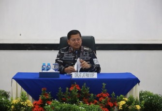 Panglima Komando Armada III (Pangkoarmada III), Laksamana Muda TNI Hersan, S.H., M.Si.