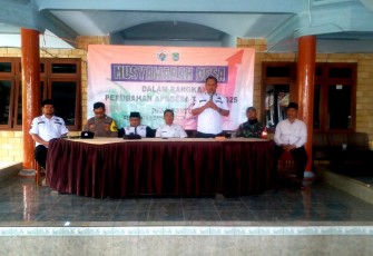 Pemdes Bantur Bahas Perubahan APBDes 2025, di Balai Pendopo Desa Bantur, Kecamatan Bantur, Rabu (26/11).