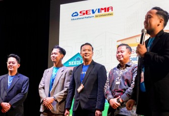 Pengenalan tim SEVIMA di hadapan rektor perguruan tinggi saat Executive Workshop di Bali