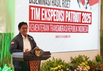 Wamentrans Viva Yoga saat membuka acara ‘Diseminasi Hasil Riset dan Rekomendasi Kebijakan TEP’, Jakarta, (20/12/2025). 