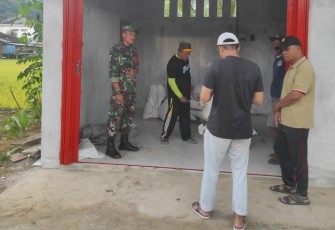 Babinsa Koramil 0801/03 Arjosari Kawal Serapan Gabah
