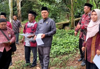 Guru Masridawati Rela Hibahkan Tanah Demi Penegerian Madrasah