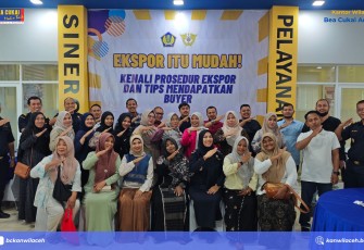 Foto bersama usai acara