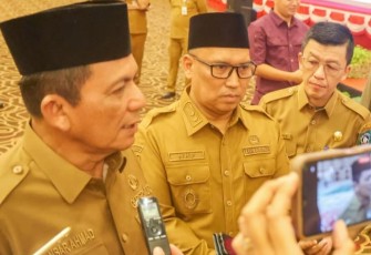 Hari Pertama Kerja Usai Libur Lebaran Gubernur dan Wakil Gubernur Kepri Gelar Halal Bi Halal Bersama Pegawai