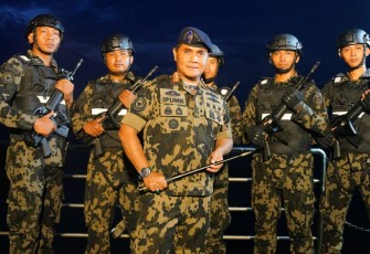 Kementerian Kelautan dan Perikanan (KKP) menindak tegas Kapal Ikan Indonesia (KII) yang terindikasi melakukan pelanggaran alih muat ikan (transhipment) di Wilayah Pengelolaan Perikanan Negara Republik Indonesia (WPPNRI) 718 Laut Aru