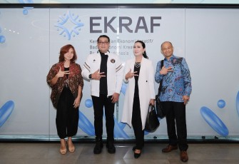 Menteri Ekraf Teuku Riefky Harsya menerima audiensi PT Havelaar Prakarsa Internasional di Kantor Kementerian Ekraf, Jakarta, pada Kamis, 20 November 2025.
