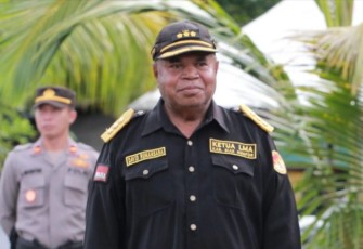 Ketua Lembaga Masyarakat Adat (LMA) Kabupaten Biak Numfor, David Rumansara