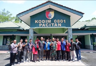 TNI Pererat Tali Silaturahmi Dengan Aliansi Cipayung Mahasiswa Pacitan