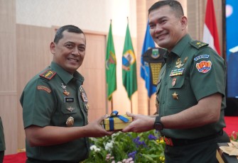 Pemberian cendera mata