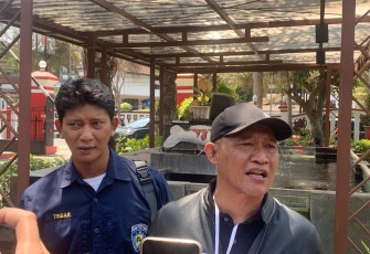 Ketua Cabor Percasi Kota Blitar M. Trijanto Desak Musorkotlub KONI Kota Blitar Dibatalkan Lantaran Sarat Manipulasi dan Cacat Hukum, Selasa (22/09/2026). (Foto : Faisal NR./Klikwarta.com)