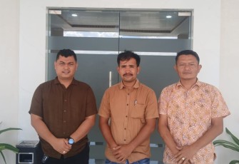 Korban didampingi kuasa hukumnya.