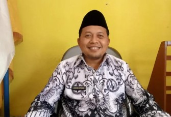 Kepala SMPN 8 Kaur, Langgeng stia Budi. M. Pd