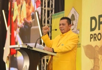 Gubernur Kepri Ansar Ahmad