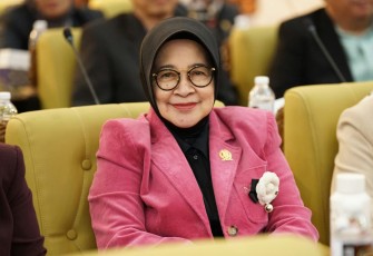 Ketua Fraksi PDI Perjuangan DPRD Jatim Wara Sundari Renny Pramana