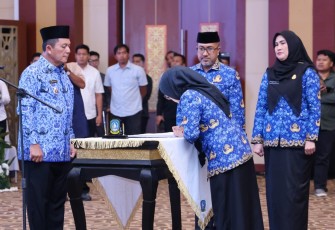 Gubernur Ansar Rotasi dan Promosi Pejabat Pemprov Kepri