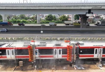 Air Bekas Mencuci Kereta Tidak Langsung Dibuang