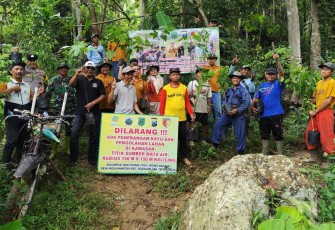 Sinergi menjaga hutan lindung di Kabupaten Trenggalek 