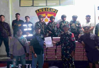 Pengawasan jalur laut Satgas Yonarmed 12 Kostrad 