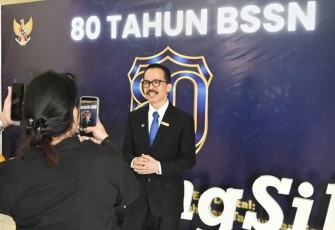 Ketua Umum APTIKNAS dan APKOMINDO Ir Soegiharto Santoso 