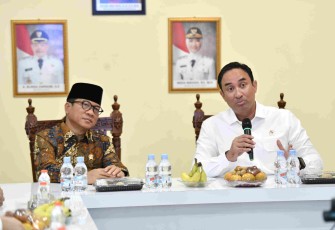 Mendes PDT Yandri Susanto