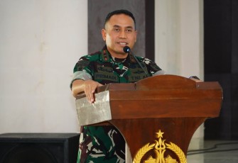 Pangdivif 2 Kostrad Mayjen TNI Primadi Saiful Sulun 