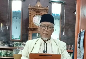 Abi Huda pengasuh pondok pesantren Yatama Az Zikra Kota Depok