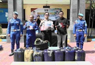 Kabid Humas Polda Jatim Kombes Pol Jules Abraham Abast