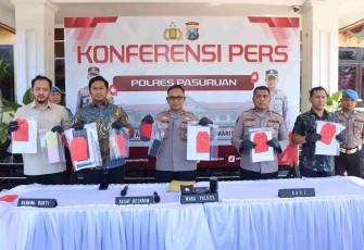 Konferensi pers Polres Pasuruan