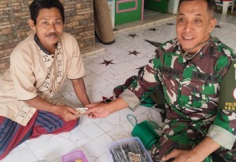 Pemeriksaan kesehatan warga Dusun Klagin