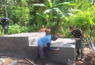 Pembangunan tandon air sumur bor