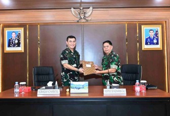 Dankoharmatau Marsda TNI Rudolf P. Buulolo